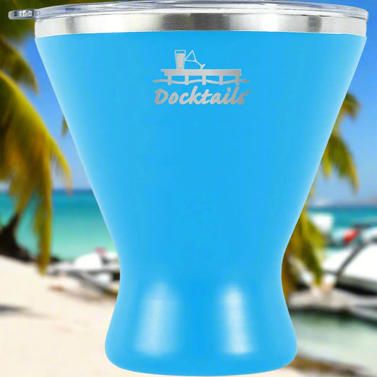 Blue stemless martini cup that is insulated and shatterproof thanks to its stainless steel construction, with slider lid